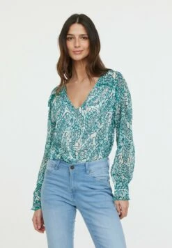 Lee Cooper Midena - Blouse - Precious Green 8 Lee Cooper Midena - Blouse - Precious Green -Lee Cooper Boutique 1235b22c692941c88b24dd96b13590df