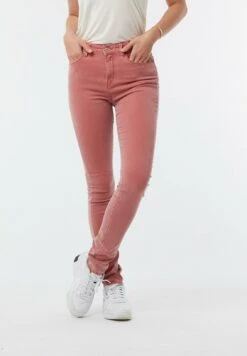 Lee Cooper Jeans Skinny - Grenat 12 Lee Cooper Jeans Skinny - Grenat -Lee Cooper Boutique 2934cefb1b38491e8c92d79776a558d9