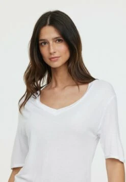 Lee Cooper Adouna M - T-Shirt Basique - Optic White -Lee Cooper Boutique 2bbee0aa030647ed91d4b72696665aa5