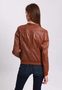 Lee Cooper Leather Jacket With Round Collar - 2 Zipped Side Pockets - - Veste En Cuir - Cognac -Lee Cooper Boutique 34400b1754eb45e3959003e8f32ac50b
