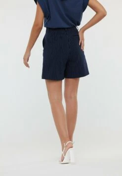 Lee Cooper Nylia - Short - Navy -Lee Cooper Boutique 4f3aaf1f5d3648e5a1acdb579c3ea3bf