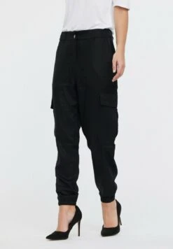 Lee Cooper Jitroy - Pantalon Cargo - Pure Noir 7 Lee Cooper Jitroy - Pantalon Cargo - Pure Noir -Lee Cooper Boutique 625edc1ca2af4374a84c9519fc7f26fd