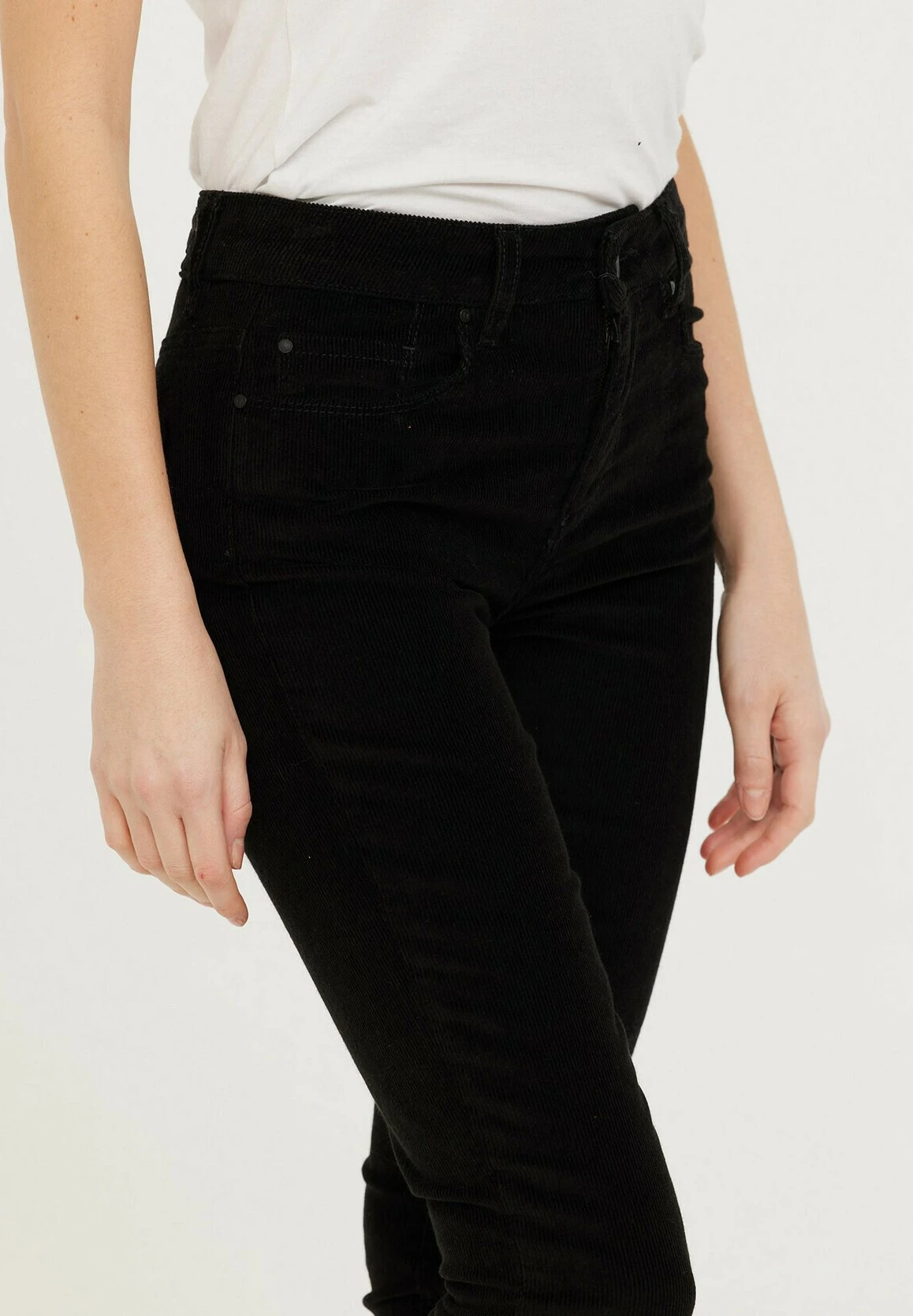 Lee Cooper Jean Slim - Pure Noir 3 Lee Cooper Jean Slim - Pure Noir – Image 3