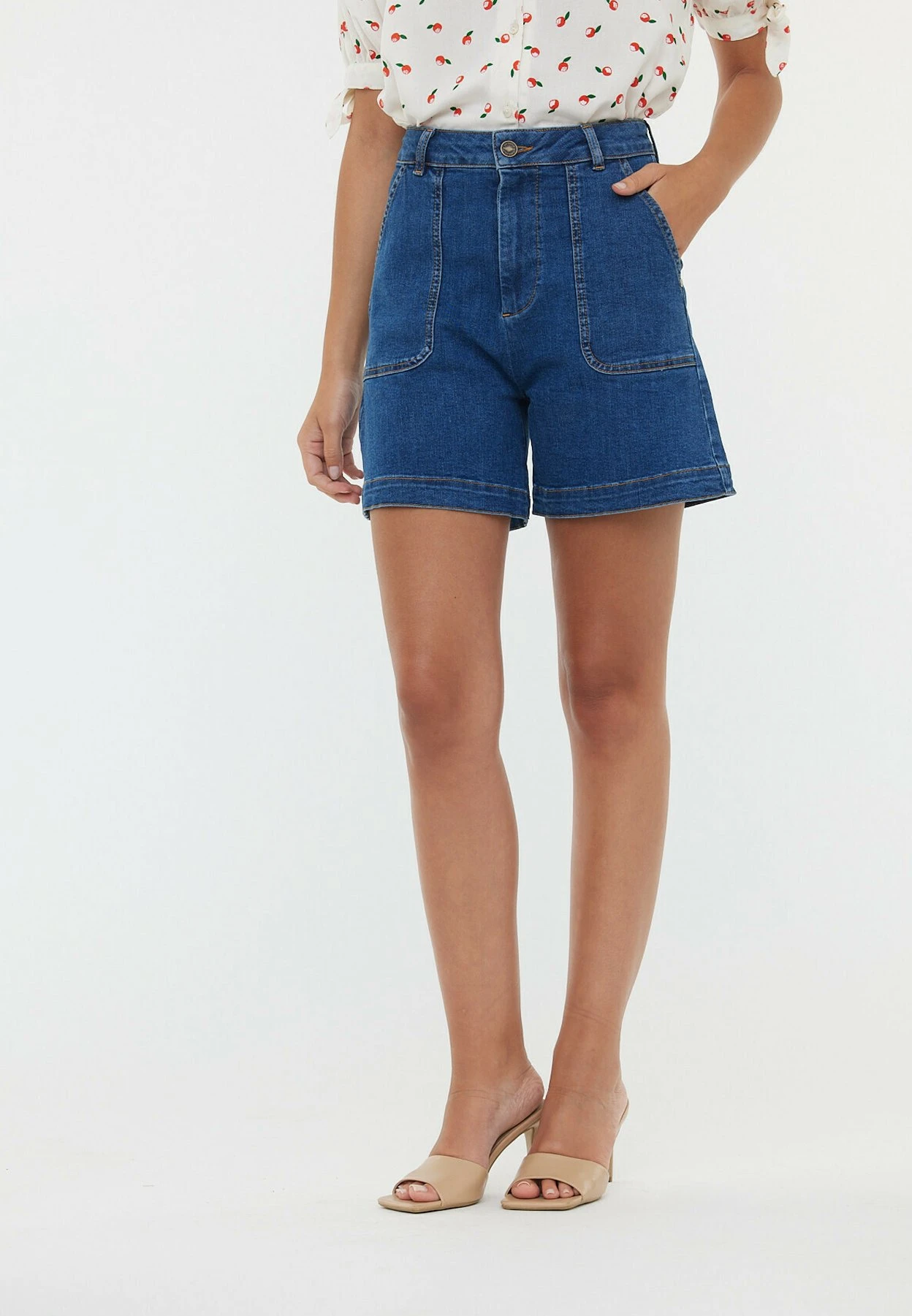 Lee Cooper Noke - Short En Jean - Medium Blue Stoned 1 Lee Cooper Noke - Short En Jean - Medium Blue Stoned