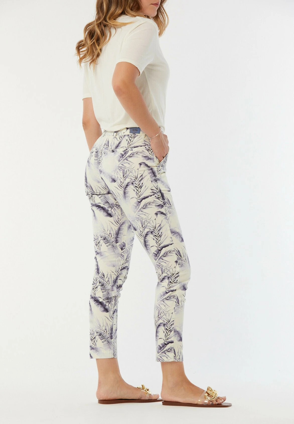 Lee Cooper Jemila - Chino - Marshmallow 5 Lee Cooper Jemila - Chino - Marshmallow – Image 5