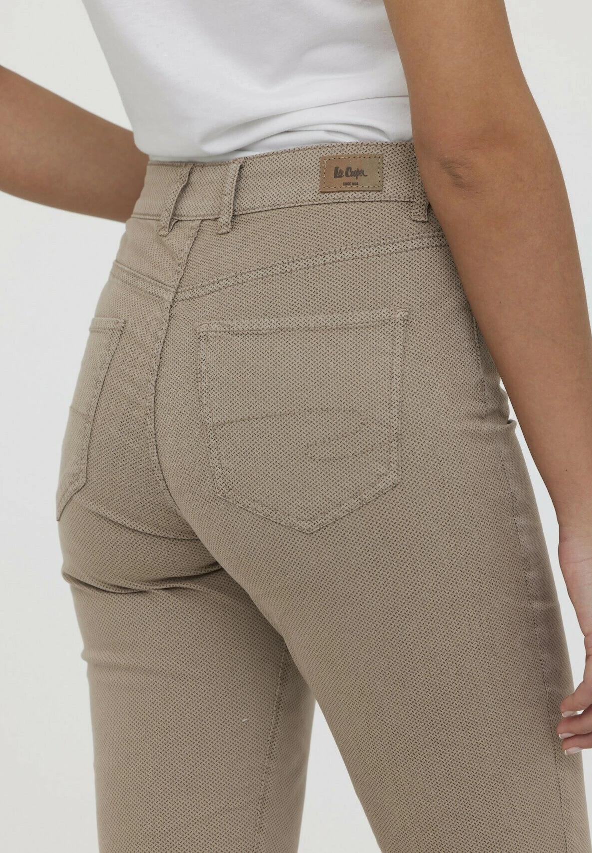 Lee Cooper Lc135 - Pantalon Classique - Taupe 3 Lee Cooper Lc135 - Pantalon Classique - Taupe – Image 3