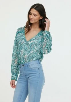 Lee Cooper Midena - Blouse - Precious Green 9 Lee Cooper Midena - Blouse - Precious Green -Lee Cooper Boutique d3d04036835f43429d4cb00ac3600f50