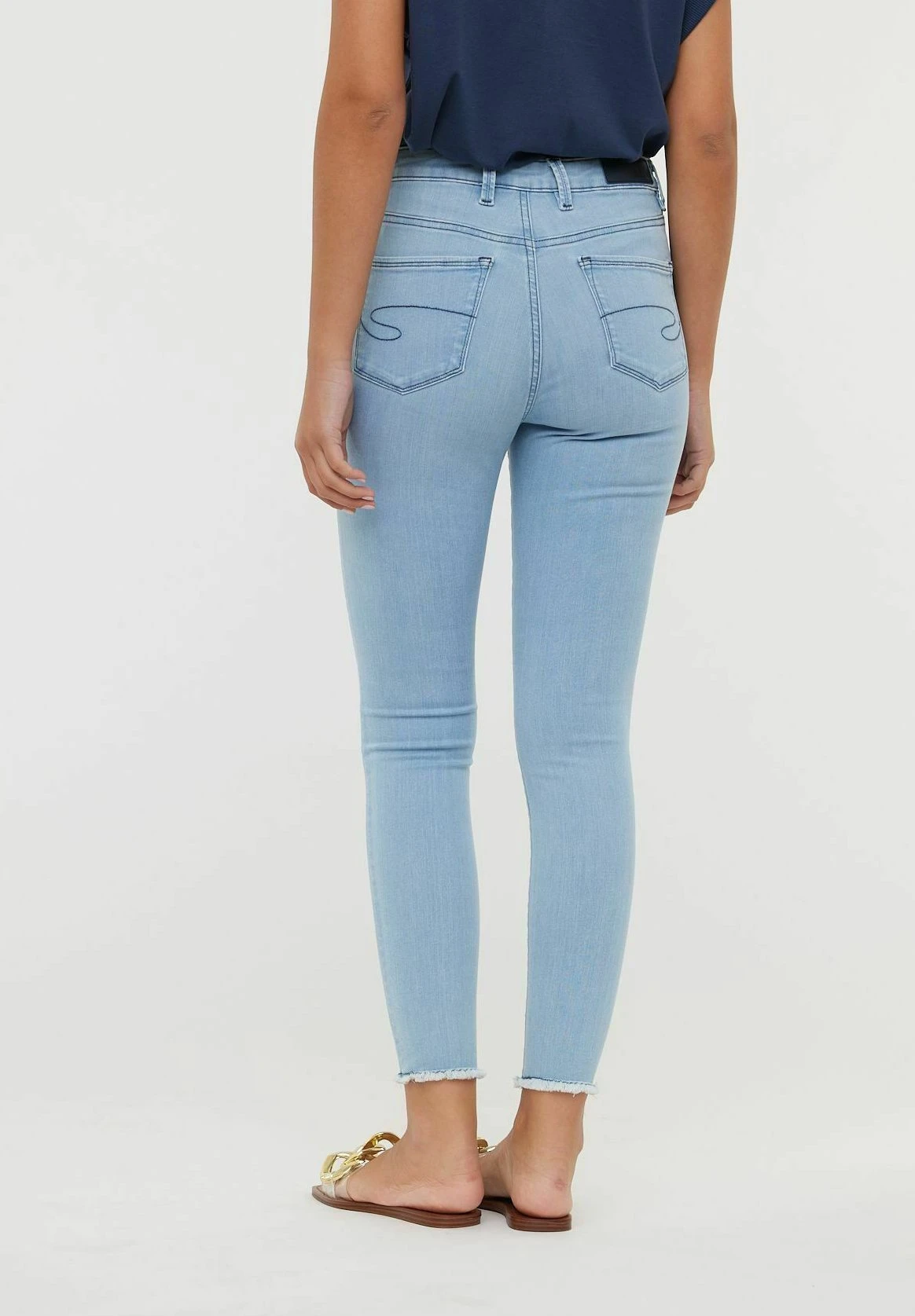 Lee Cooper Jeans Skinny - Baby Blue 2 Lee Cooper Jeans Skinny - Baby Blue – Image 2